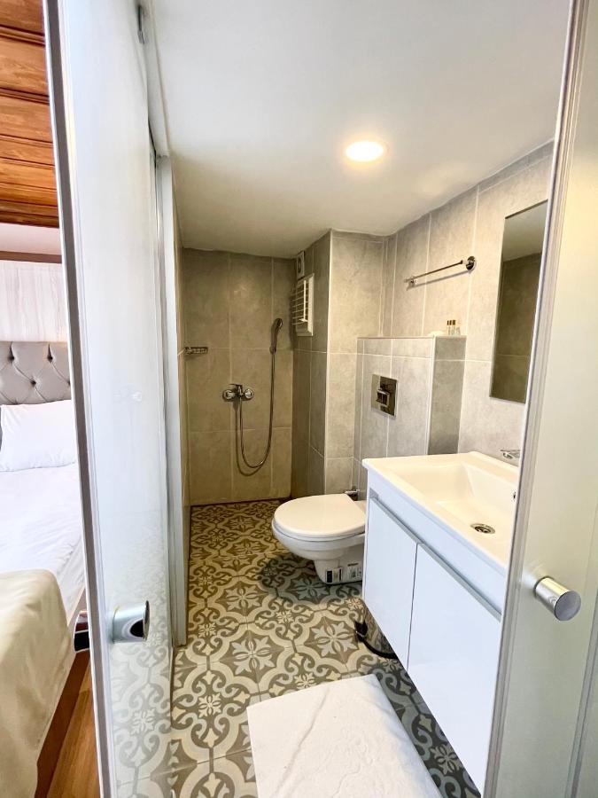 Qonaq Hotel & Suites Стамбул Экстерьер фото